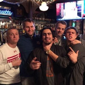 Meet your Posher, Cameron